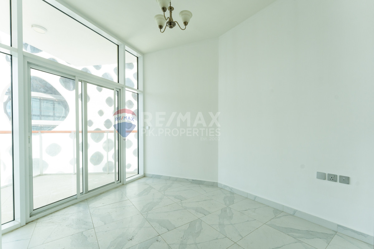 Full Burj and Canal View | 2 Parking Covered, Millennium Binghatti Residences, Business Bay, Dubai