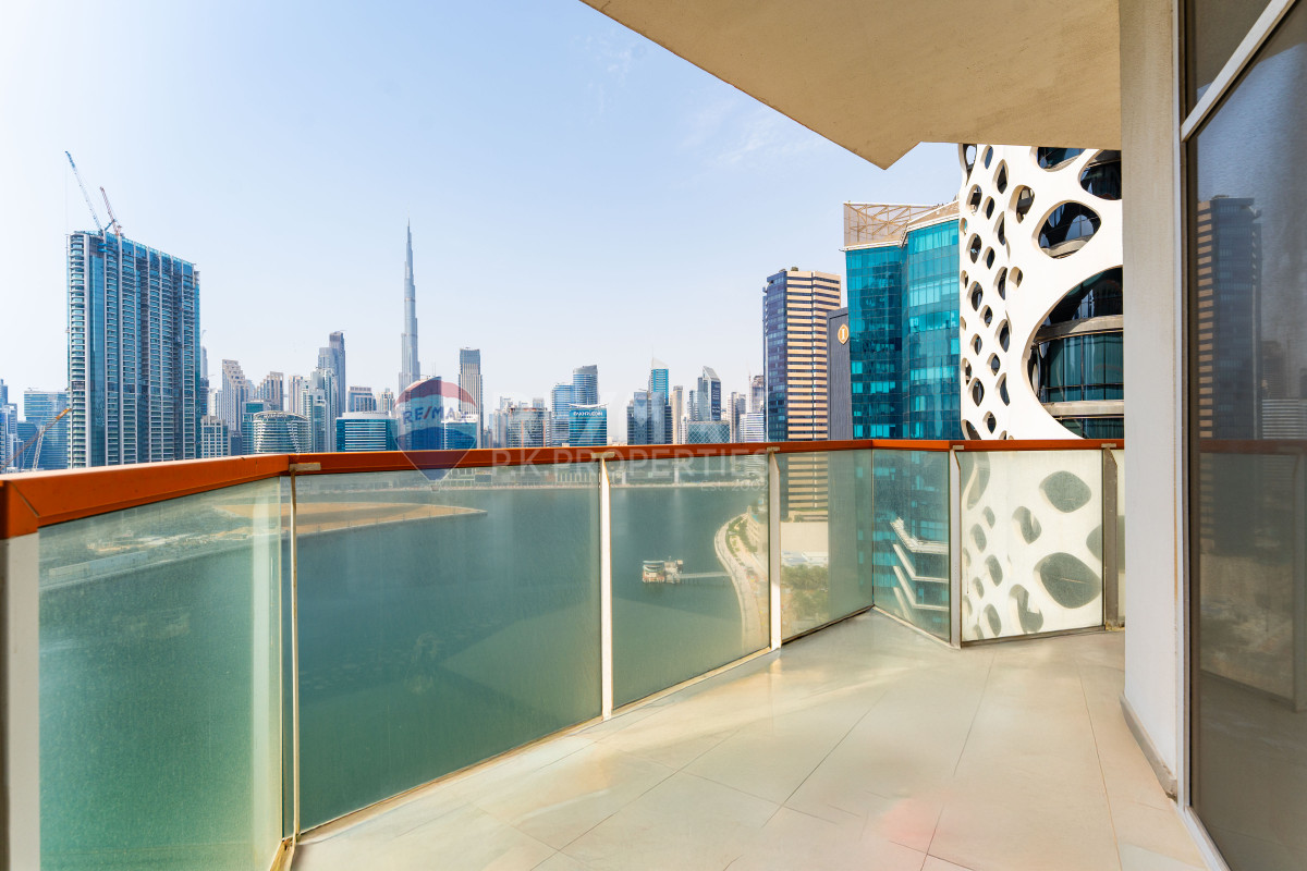 Full Burj and Canal View | 2 Parking Covered, Millennium Binghatti Residences, Business Bay, Dubai