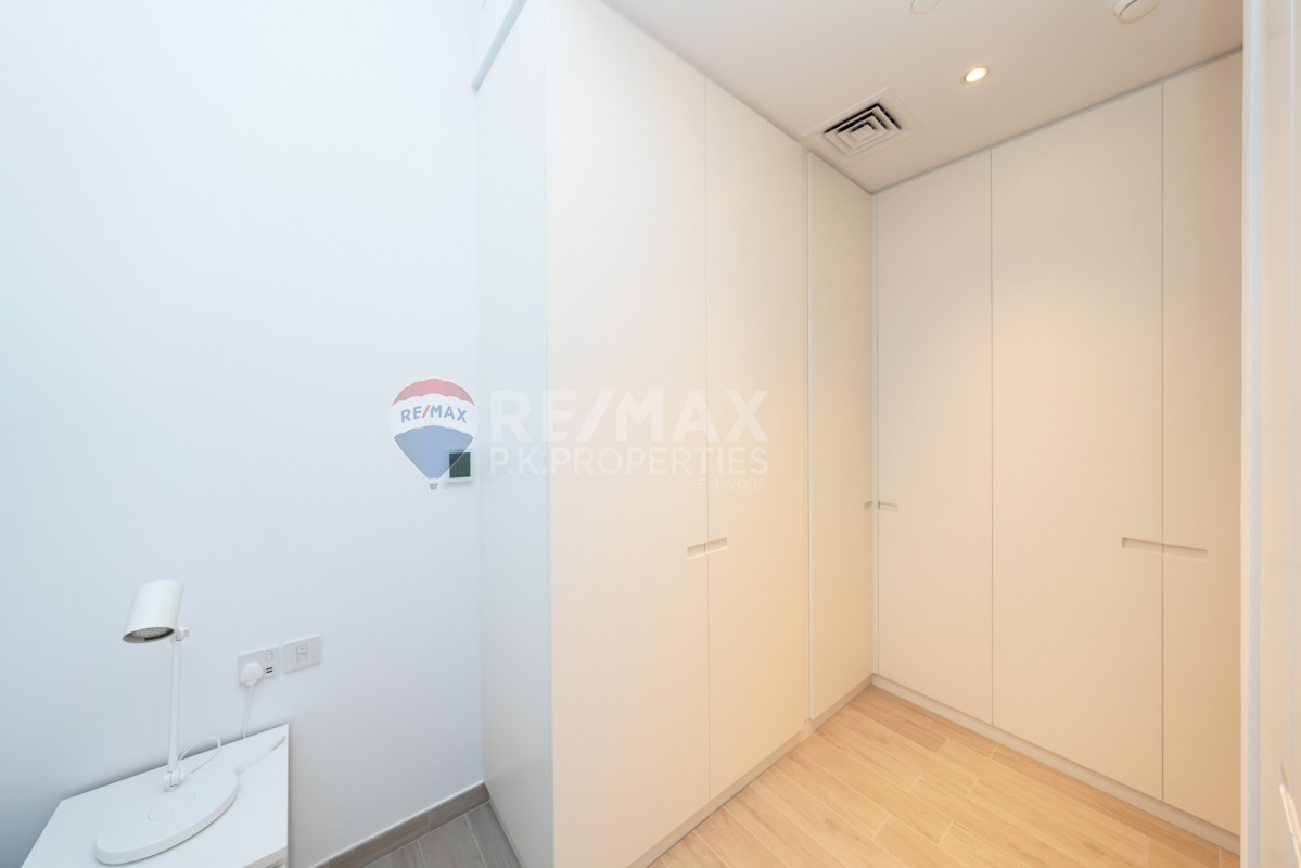 Elegantly Furnished |Spacious Unit |Prime Location, Belgravia 3, Belgravia, Jumeirah Village Circle, Dubai