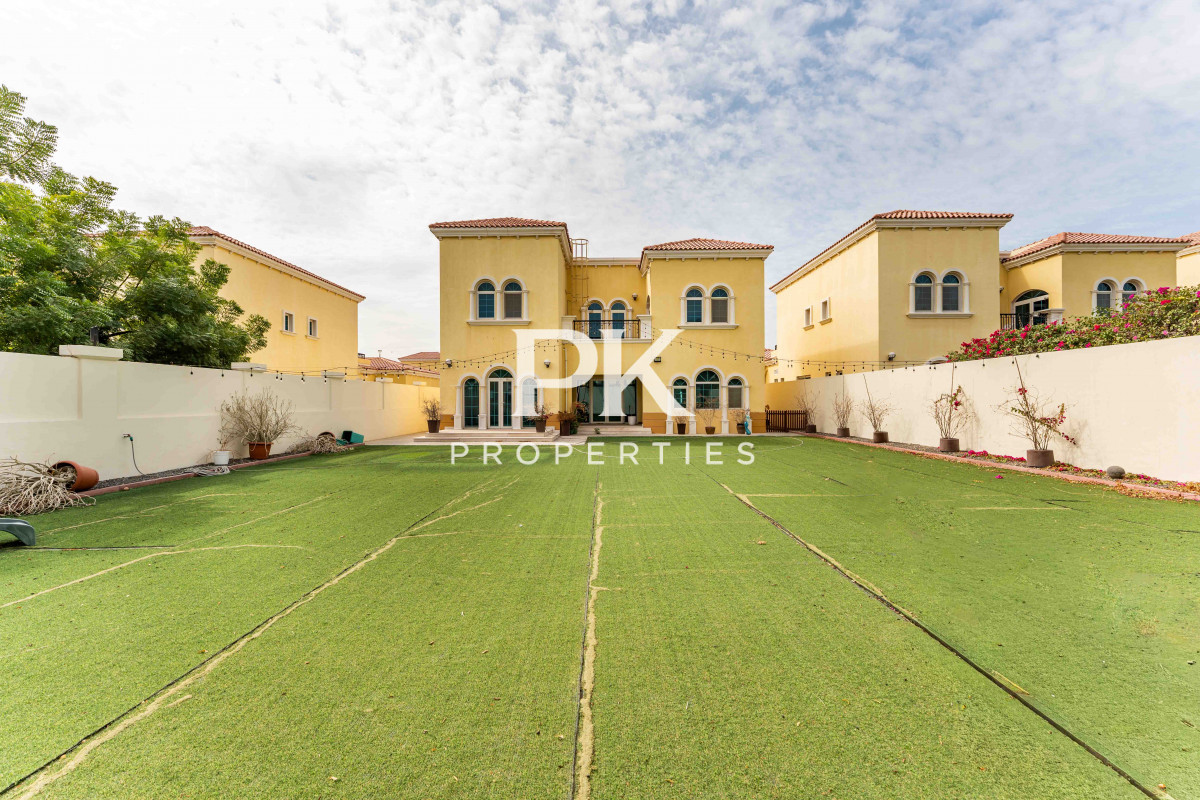 Well Maintained | Large Plot | Legacy Small - Legacy Small, Legacy, Jumeirah Park, Dubai